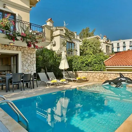 у моря Hotel *